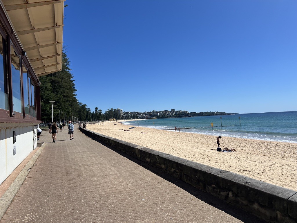 Manly ocean promenade and seawall